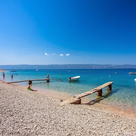 Luxurious 7-bedroom Mi With Private Pool, 500m From The Villa